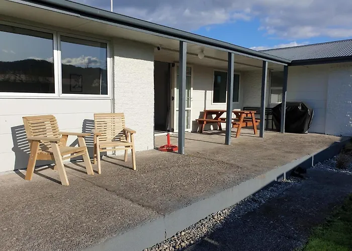 Kiwiana Gem